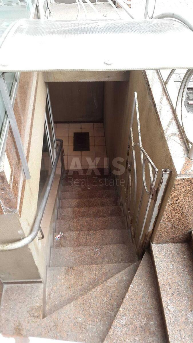 Trade object vul. Velyka Vasyl'kivs'ka 33, 62m21
