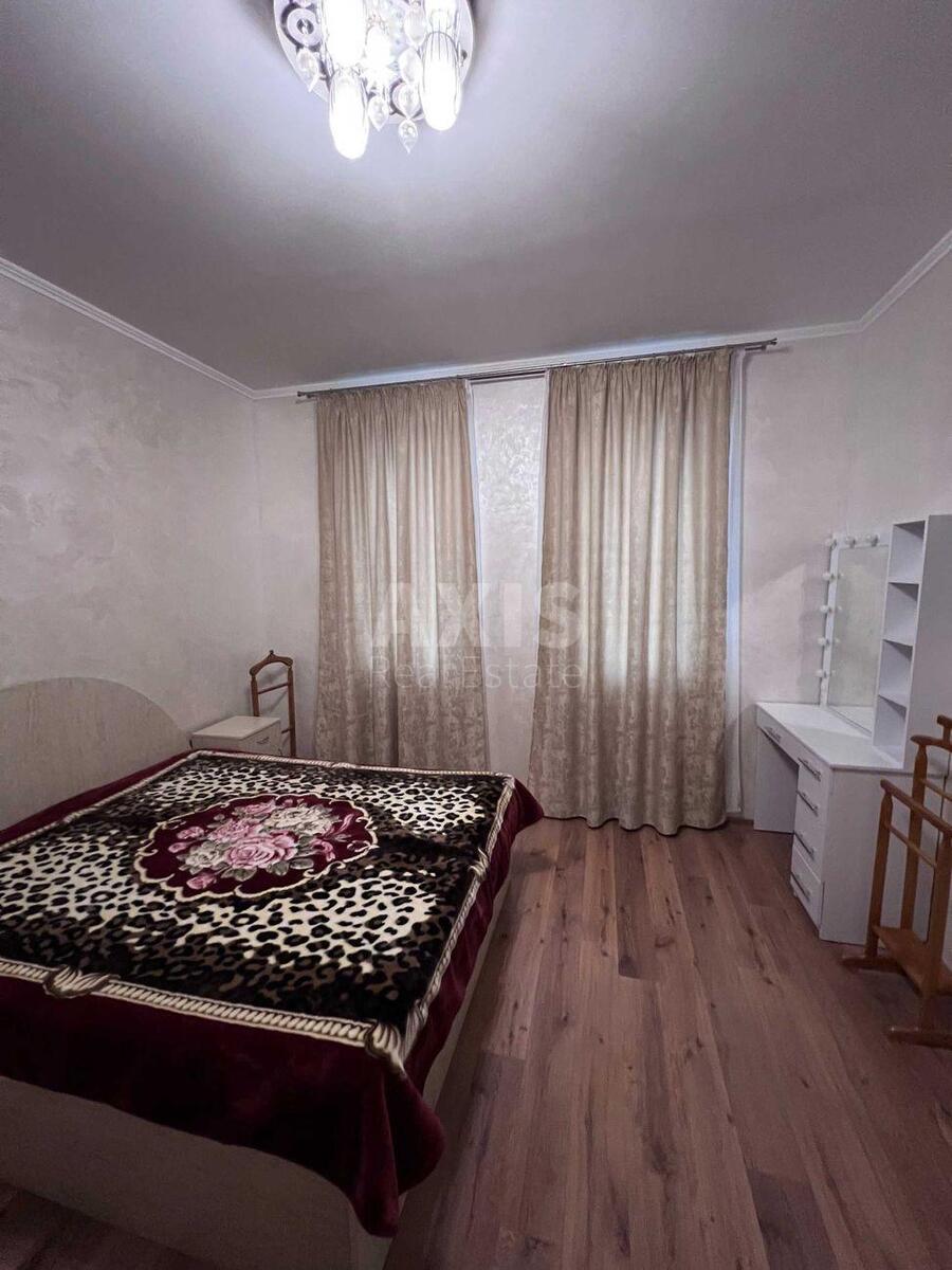 2k apartment vul. Barbjusa Anri 37/13