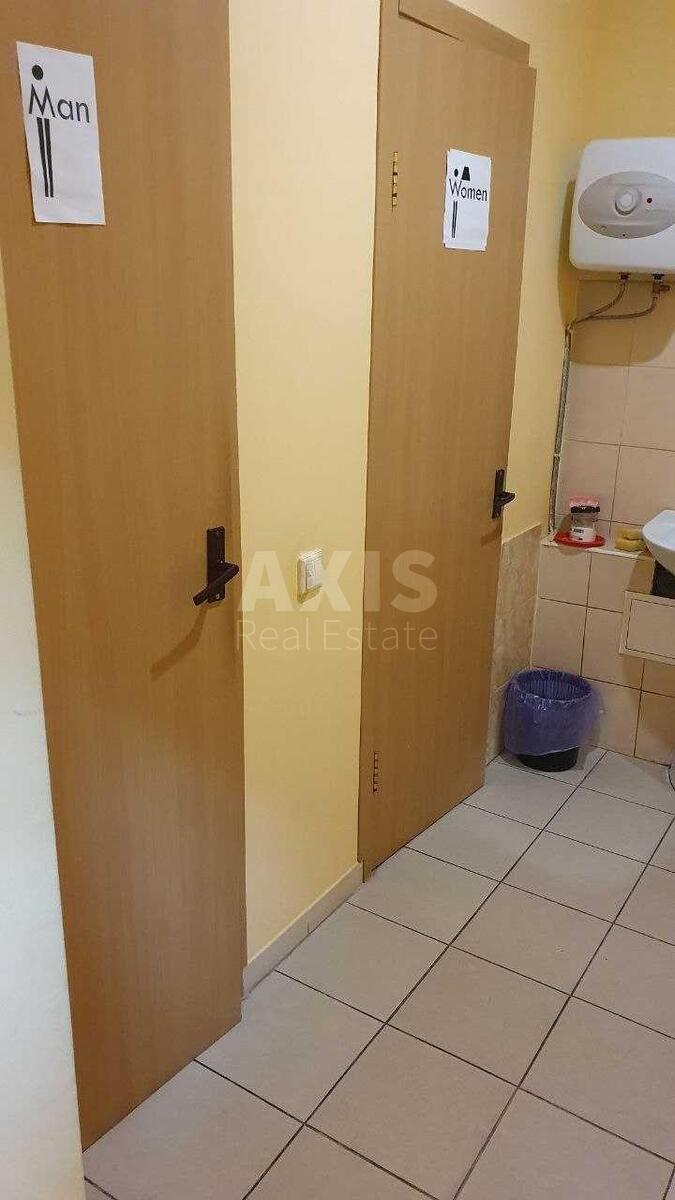Office vul. Kyrylivs'ka 160А, 150m2568846