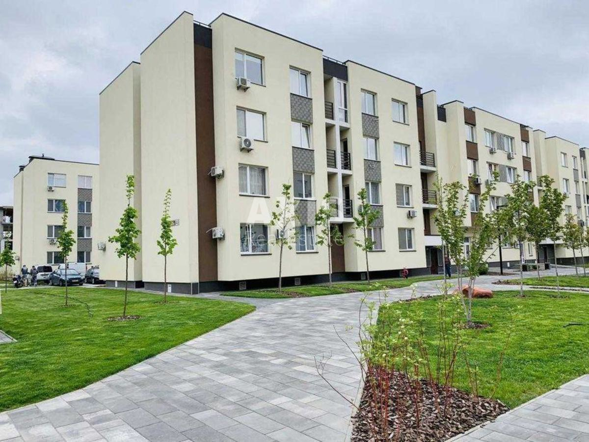 1к квартира ул. Янтарная 422