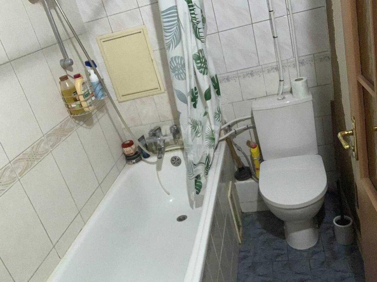 3k apartment vul. Budivel'nykiv 27А11