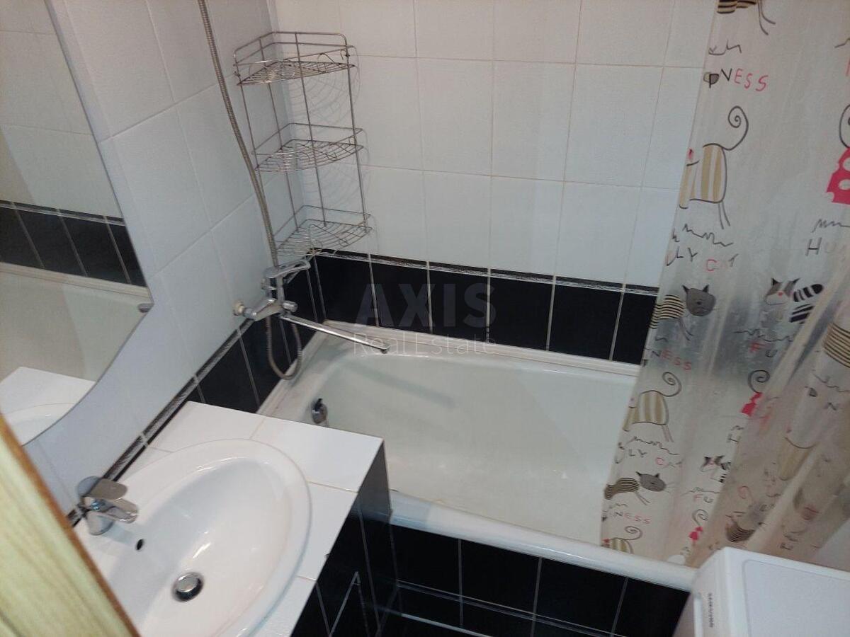 1k apartment vul. Bal'zaka Onore de 68566516