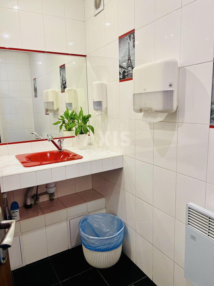 Office pr-t Berestejskij 93, 62m2611989