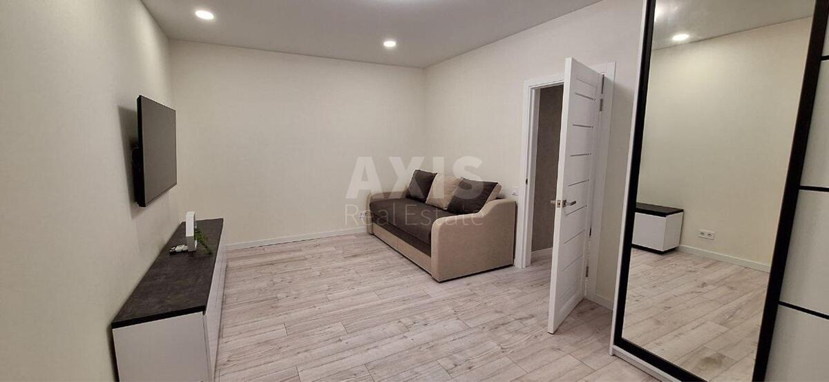1k apartment vul. Strokacha Tymofija 7581444