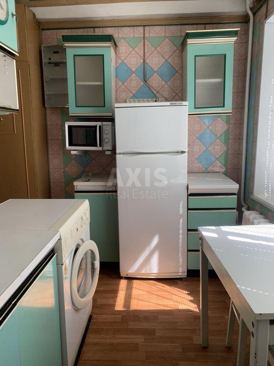 3k apartment vul. Parkovo-Syrec'ka 105