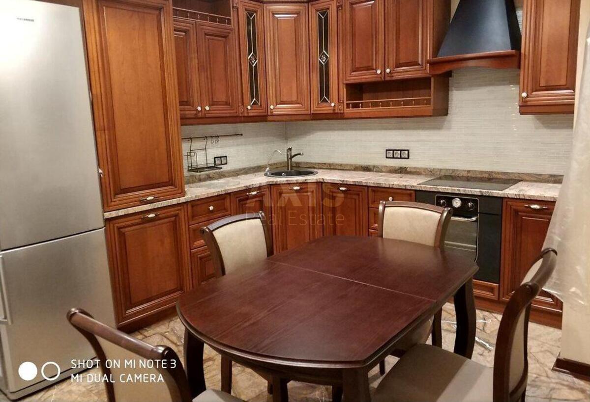 3k apartment vul. Solom'jans'ka 15А4