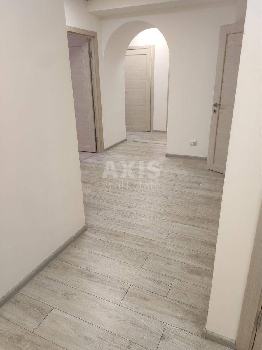Office vul. Glybochyc'ka 17Б, 95m2573721