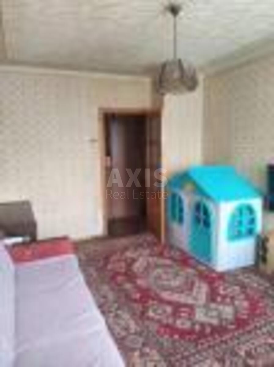 3k apartment nab. Dniprovs'ka 33