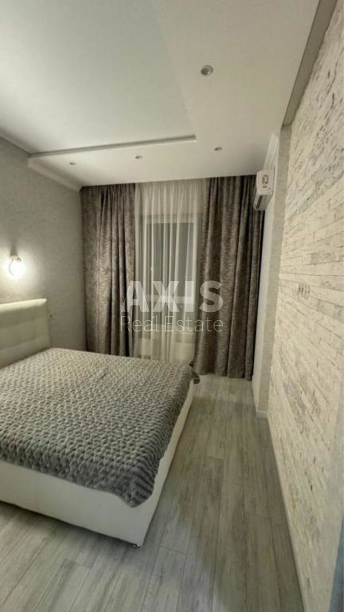 3k apartment vul. Zarichna 1г3