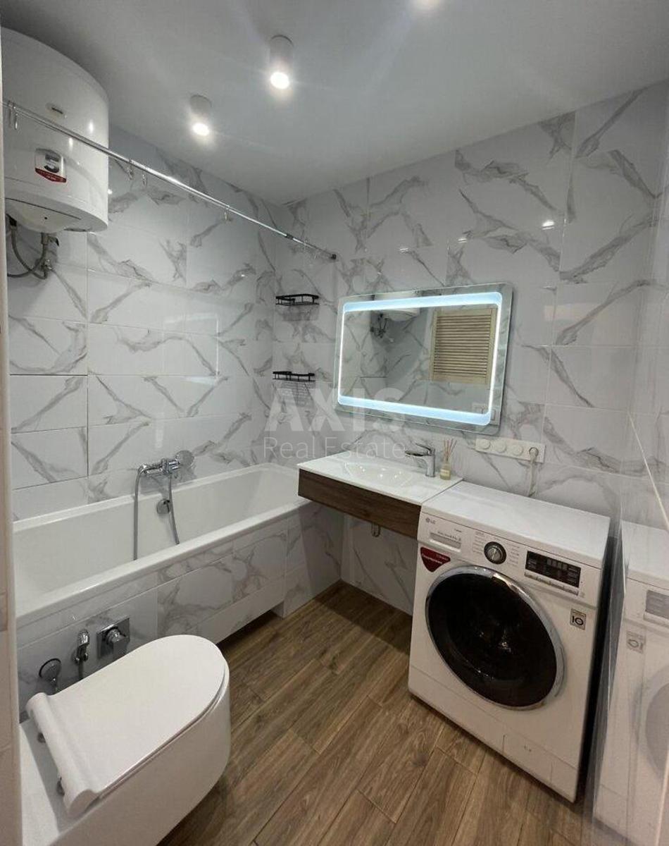 1k apartment vul. Get'mana Vadyma 382