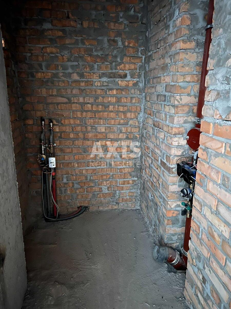 Офис ул. Златоустовская 25, 80м27