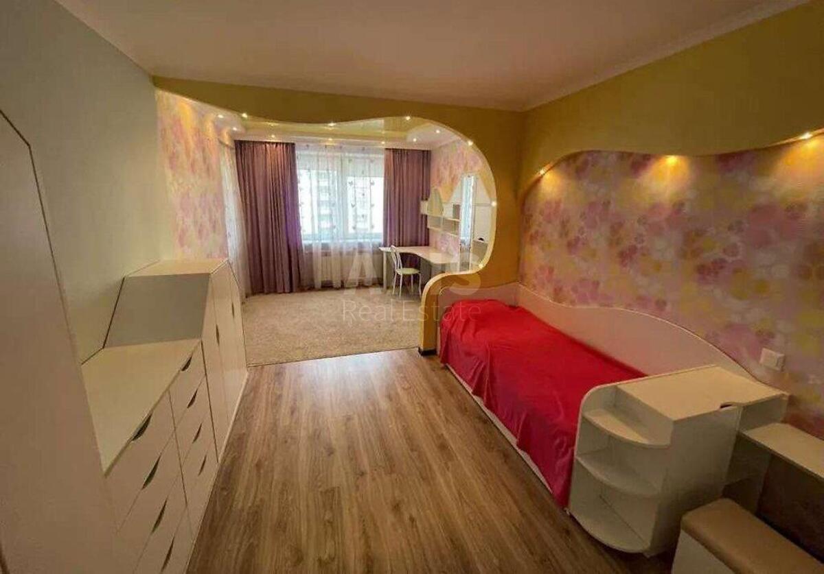 3k apartment uzv. Klovs'kyj 7А2