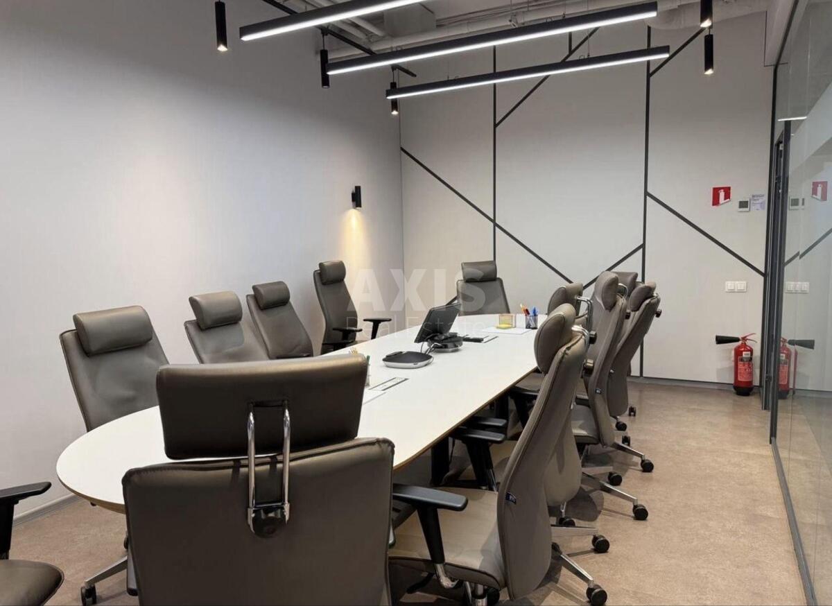 Office vul. Gajdara 58/10, 649m2634357