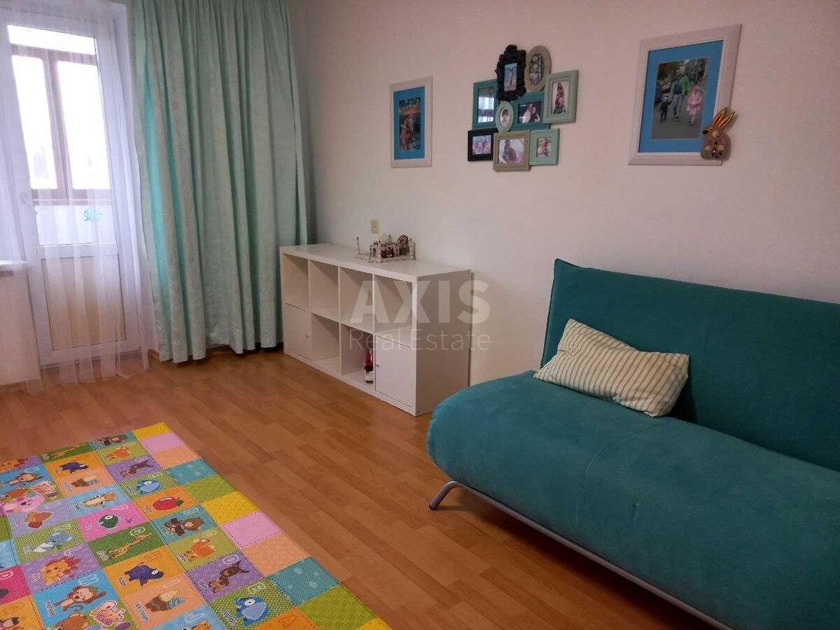 2k apartment vul. Mykytenka Ivana 273