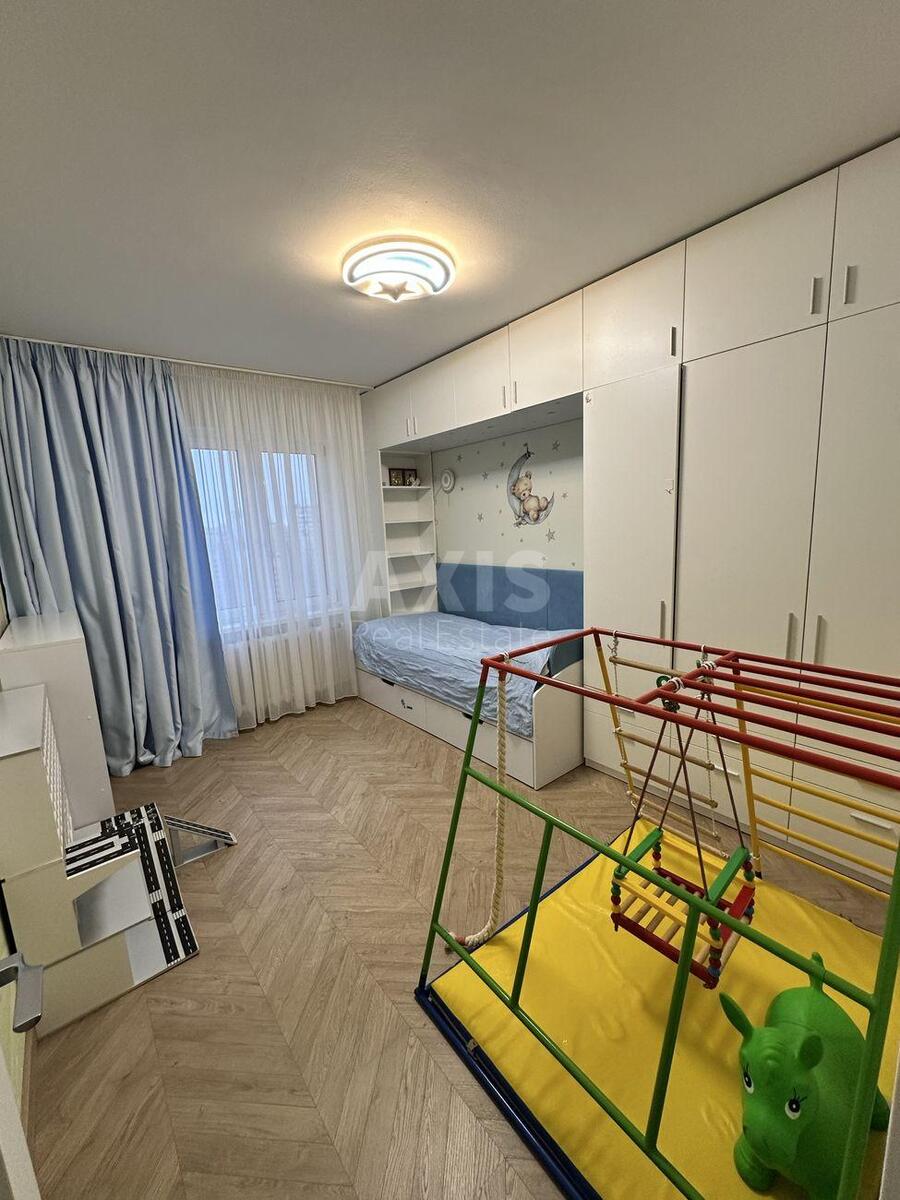 3k apartment vul. Jablons'koi' Tetjany 64