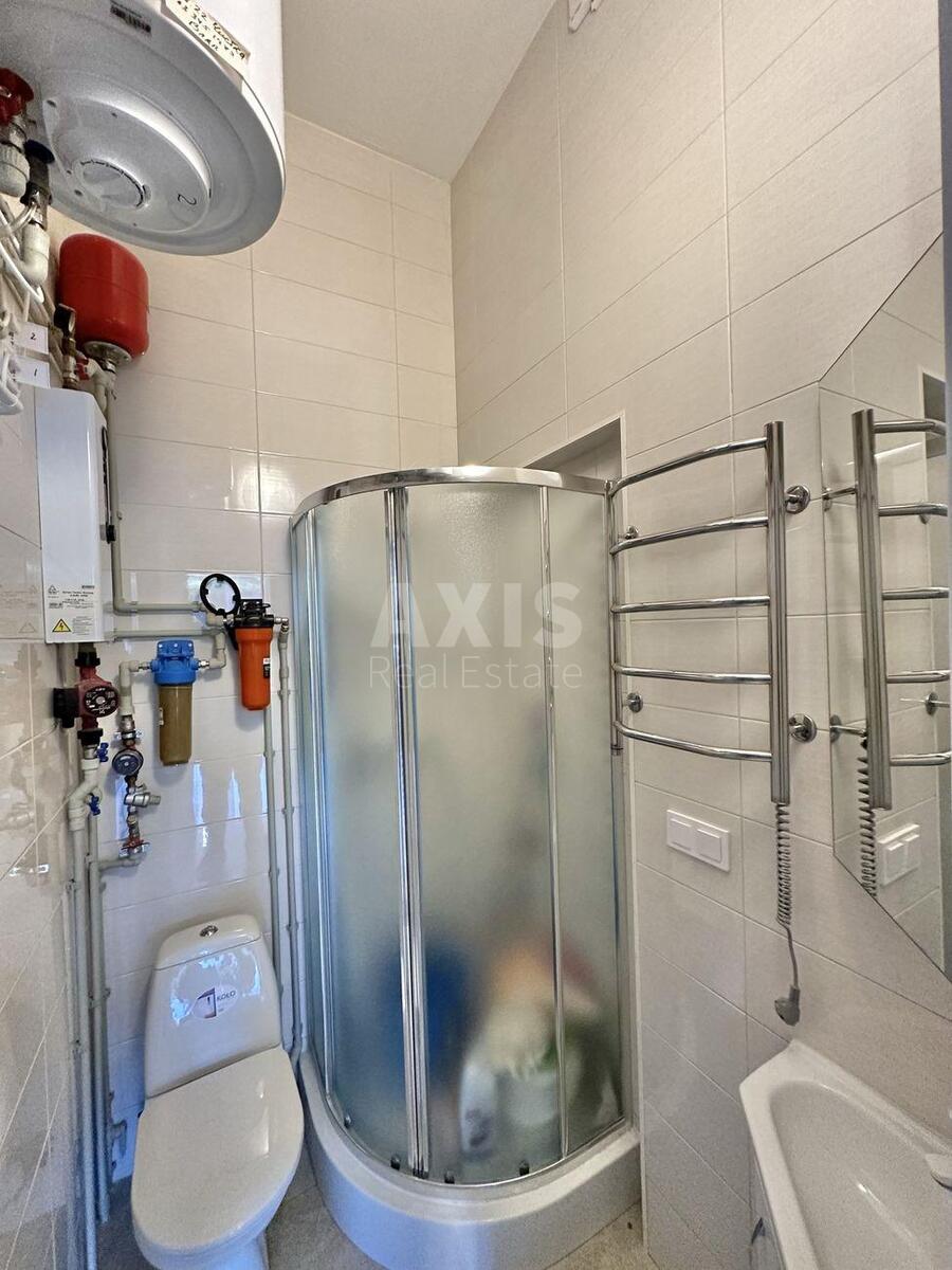 Объект торговли ул. Писаржевского Академика 8А, 63м2629645