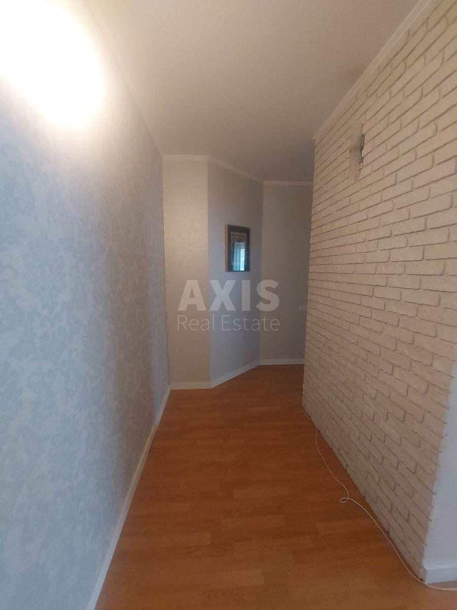 2k apartment vul. Chornovola V'jacheslava 201