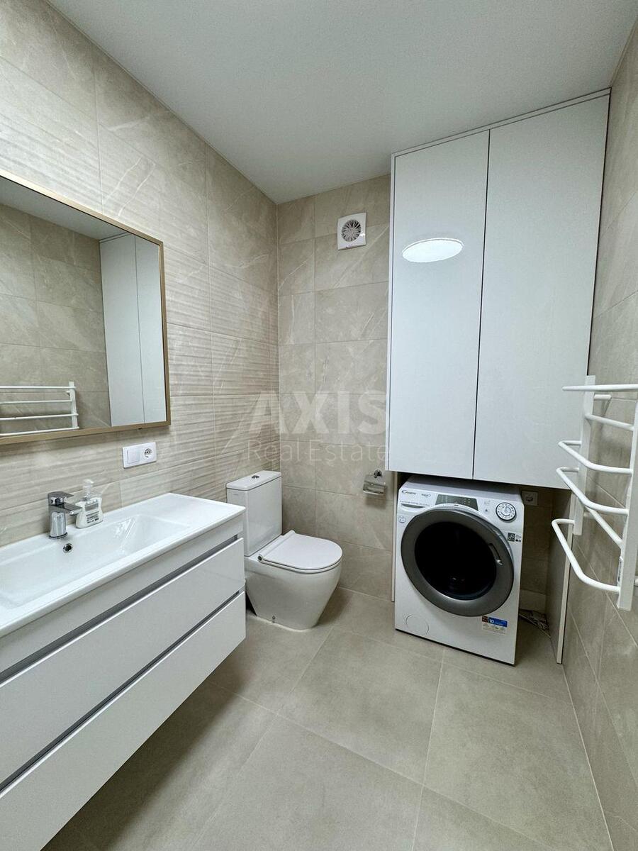 2k apartment nab. Dniprovs'ka 18Б589784
