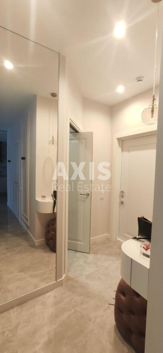 2k apartment vul. Myhajla Maksymovycha 26Г8