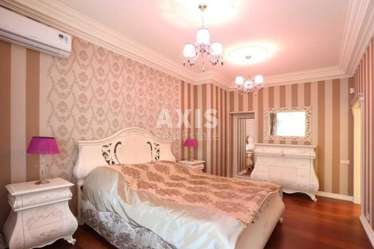 3k apartment vul. Staronavodnyc'ka 6Б4