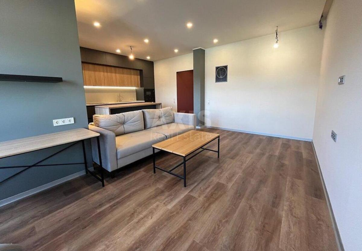 2k apartment bul. Ryl's'kogo Tadeja 10