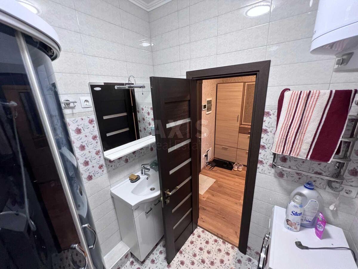 2k apartment vul. Barbjusa Anri 37/17