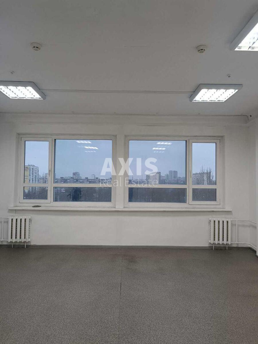 Office vul. Hetmana Pavla Polubotka 52, 70m2524750
