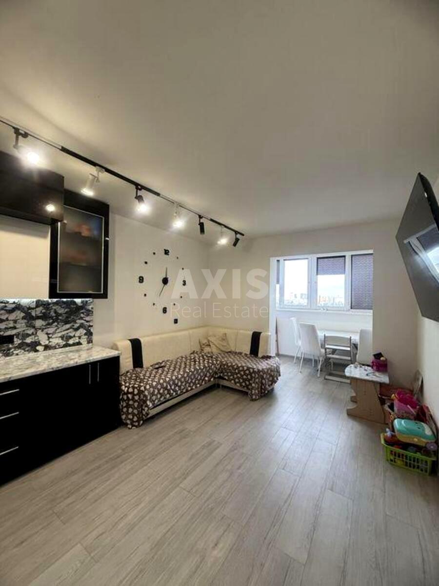 2k apartment prov. Baltijs'kyj 5614876