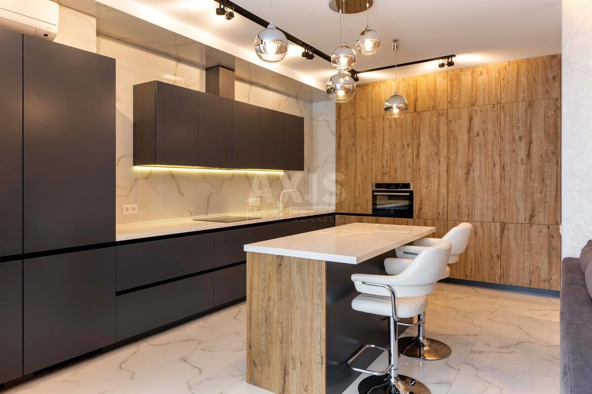 4k apartment vul. Vasylya Tyutyunnyka 52/161499