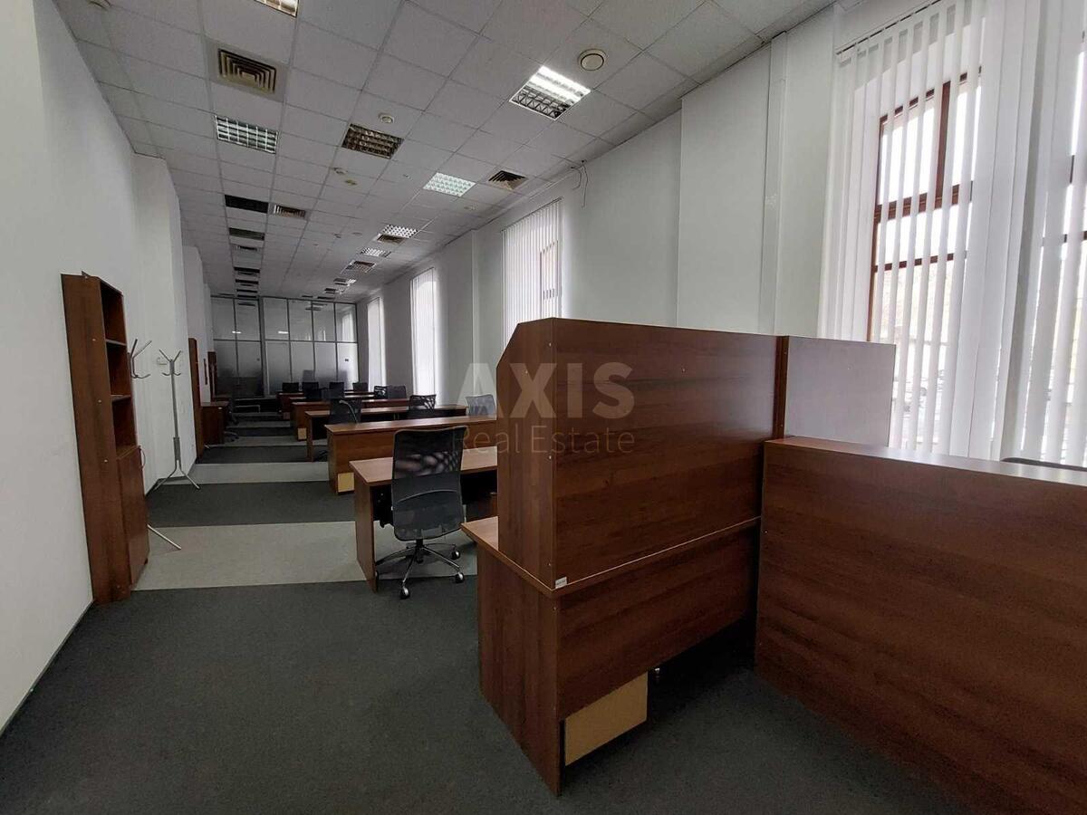 Office vul. Bul'varno-Kudrjavs'ka 24, 336m21