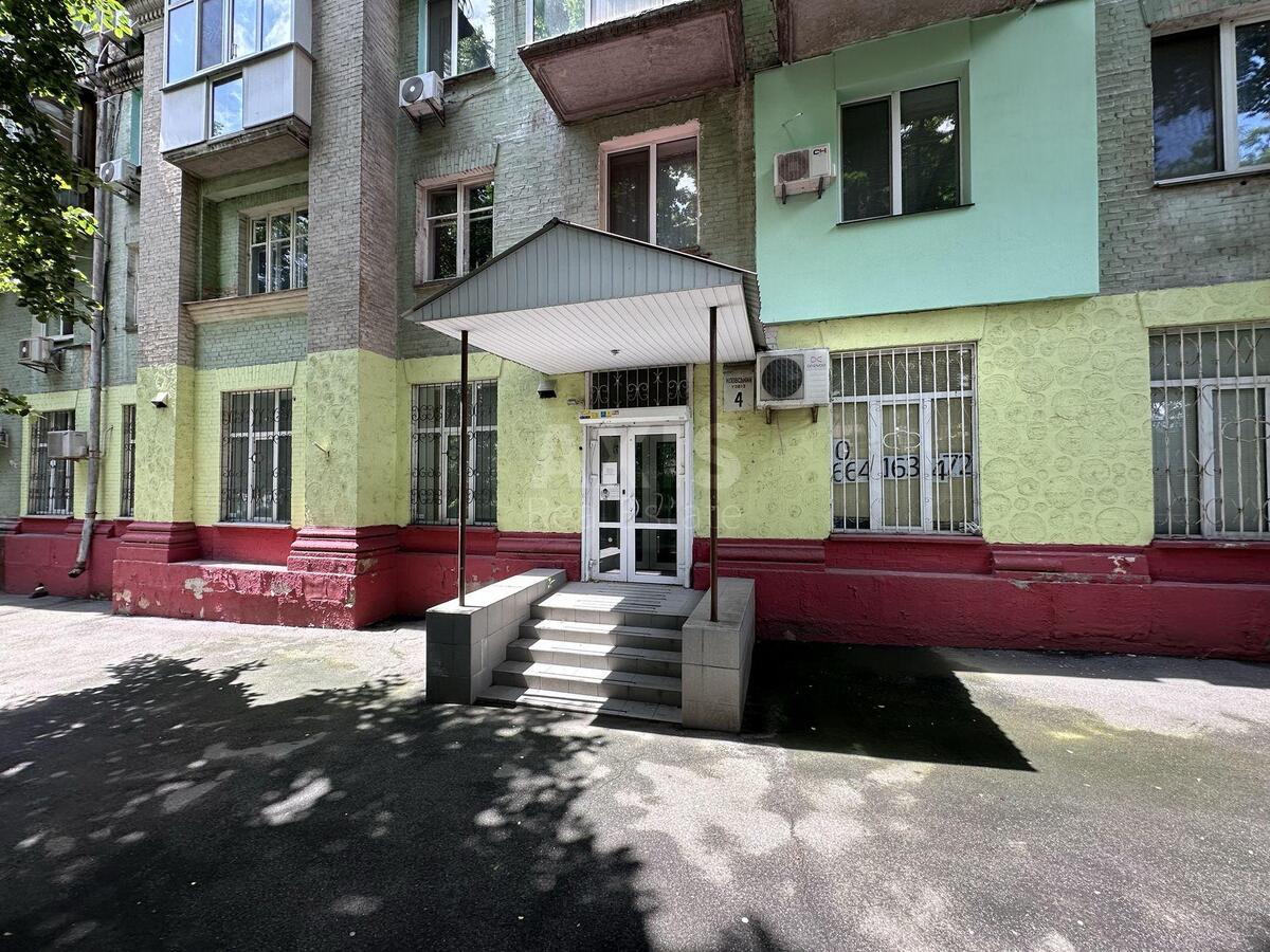Office vul. Mechnykova 11, 107m2