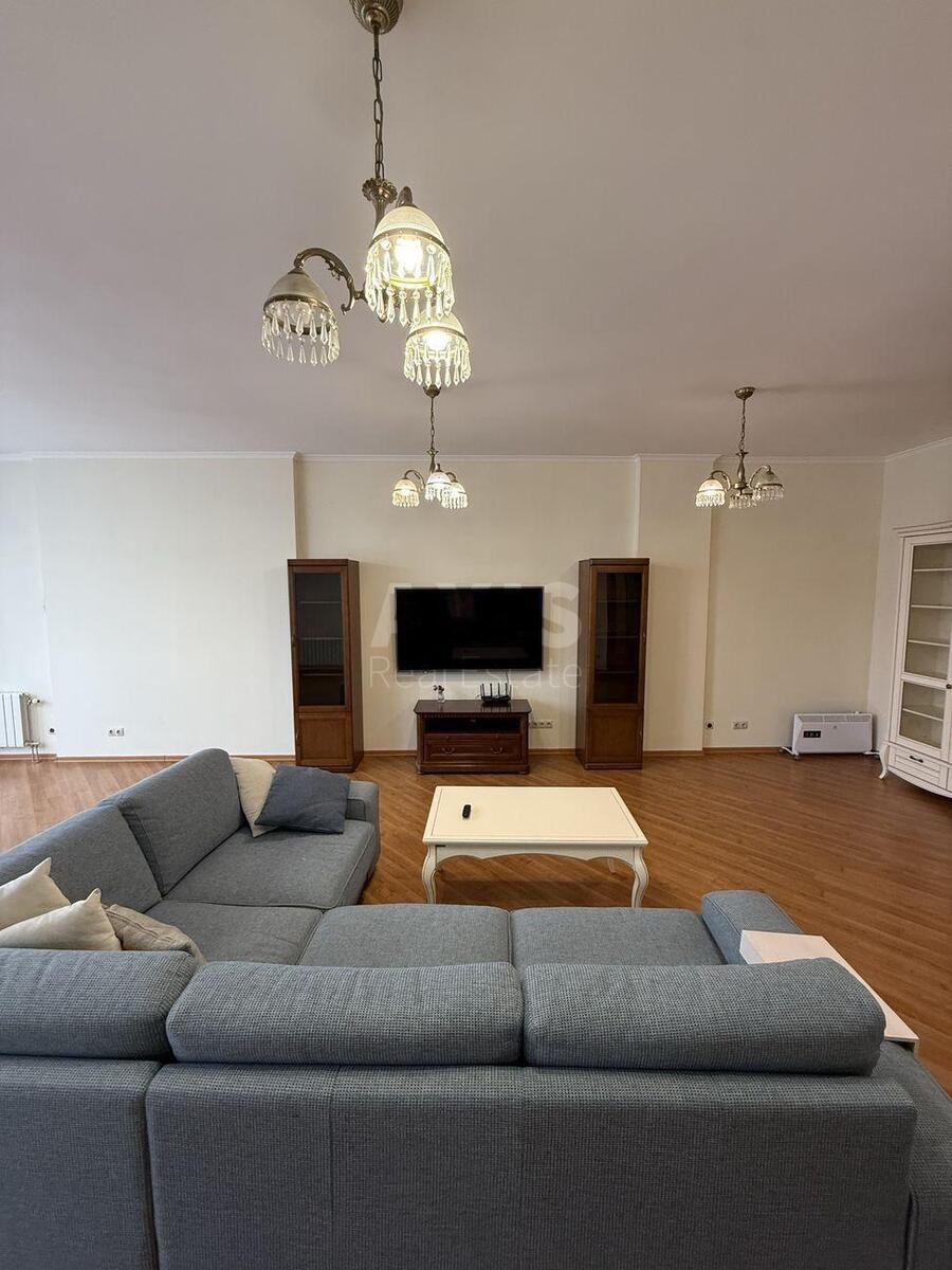 4k apartment vul. Bul'varno-Kudrjavs'ka 36572122