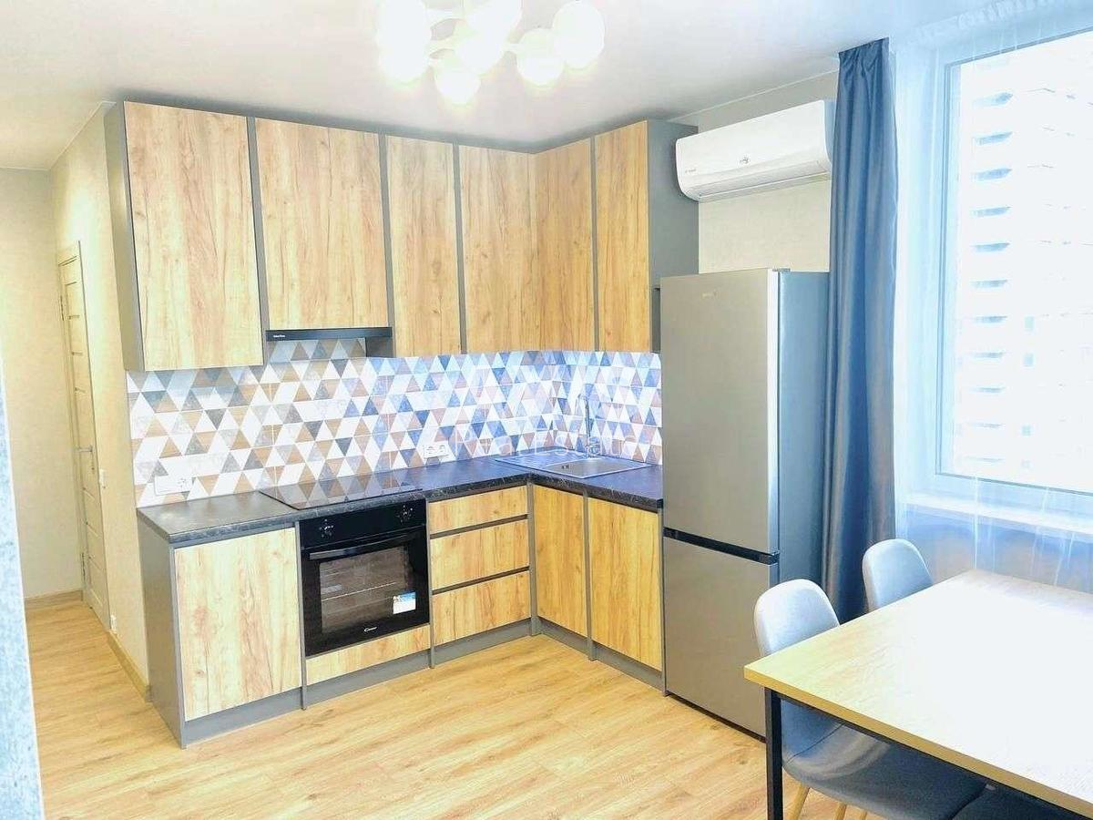1k apartment vul. Rodyny Kristeriv 201