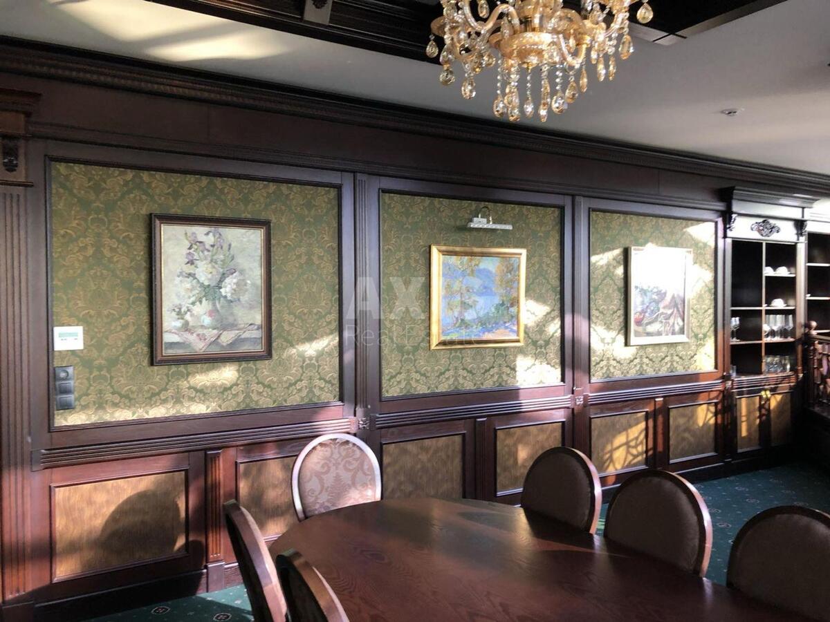 Office vul. Antonovycha 33В, 240m26192910