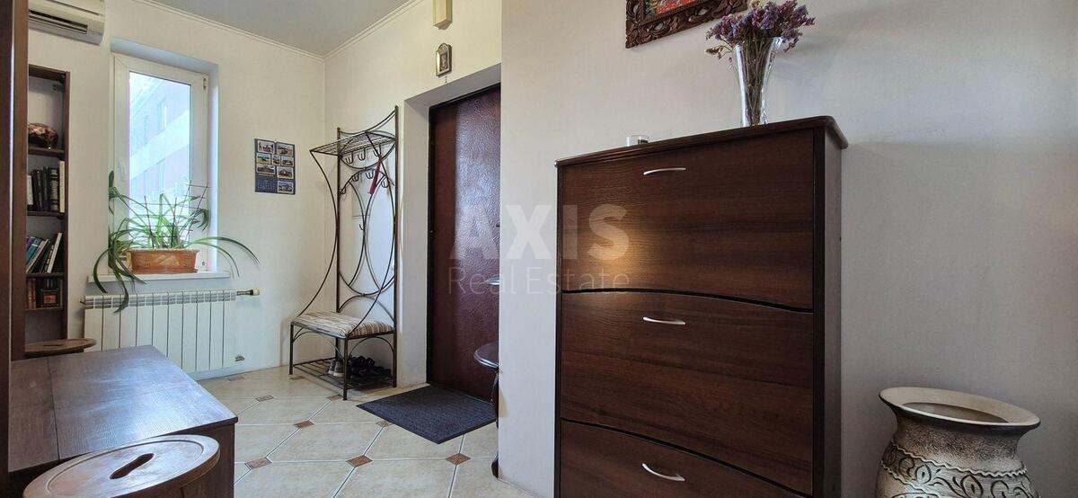 2k apartment vul. Tatars'ka 27/45786510