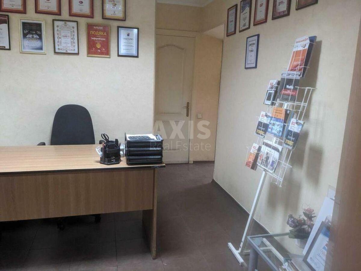Office vul. Degtjarivs'ka 28, 55m2580086