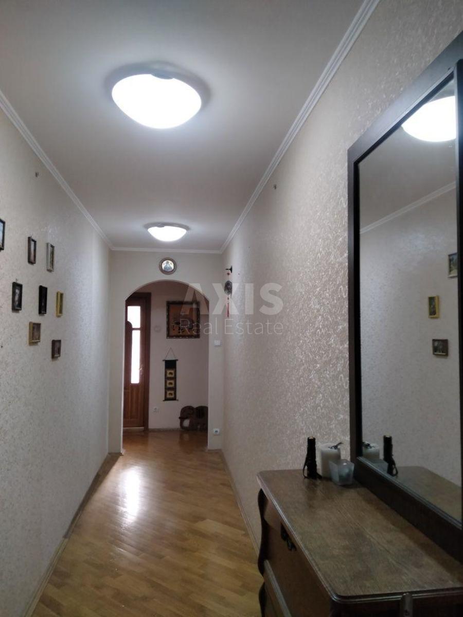 3k apartment pr-t Poryka Vasylja 7А0