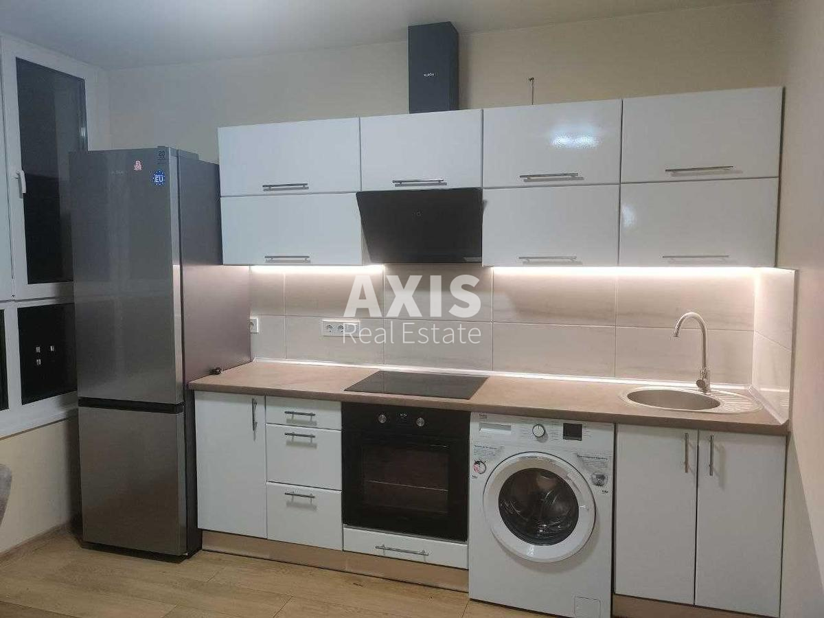 1k apartment vul. Krakivs'ka 2736236