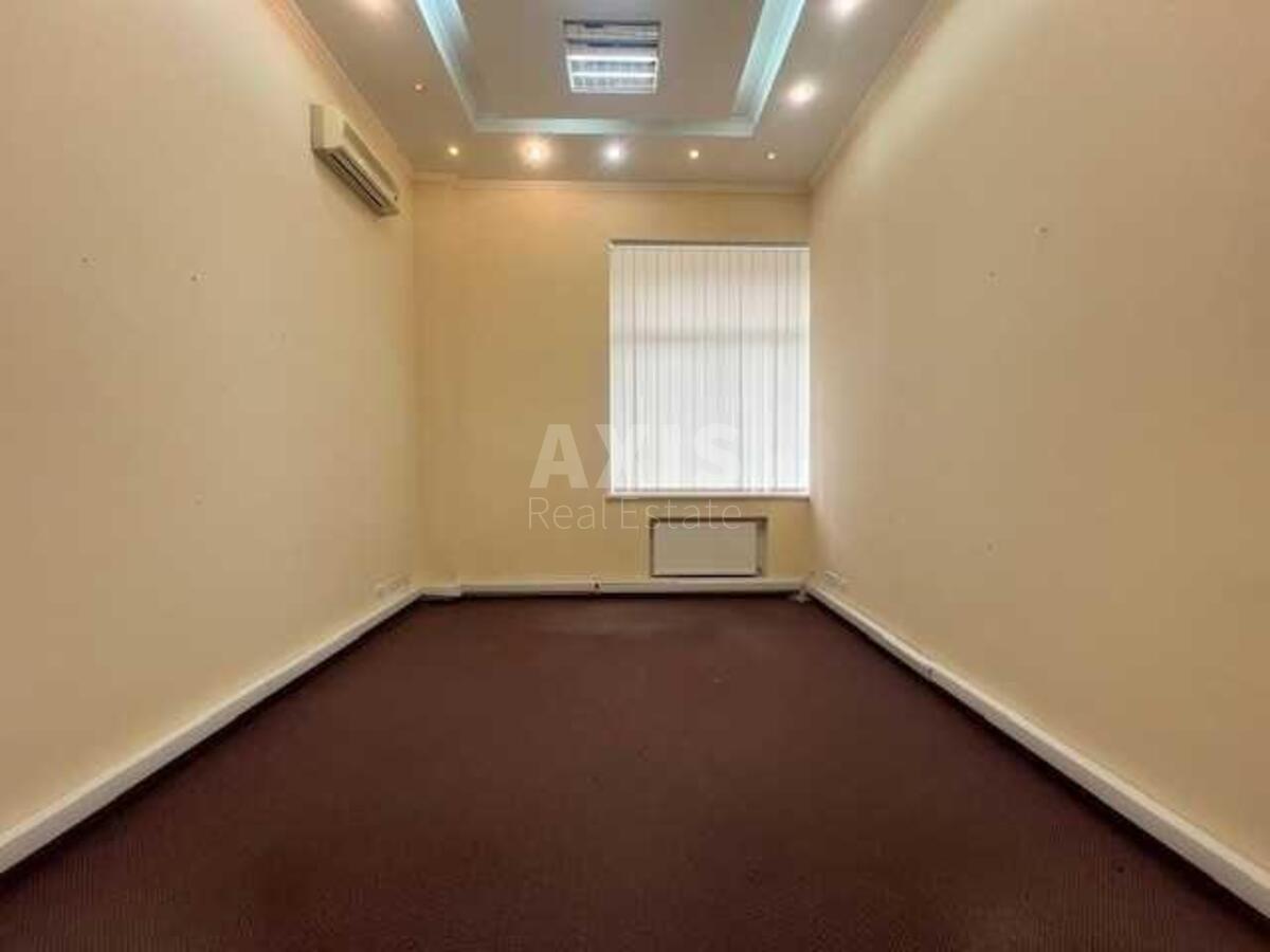 Trade object vul. Turgenjevs'ka 28А, 150m24