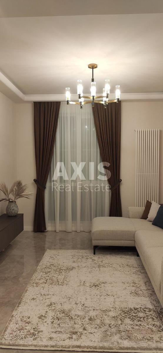 2k apartment vul. Myhajla Maksymovycha 26Г5
