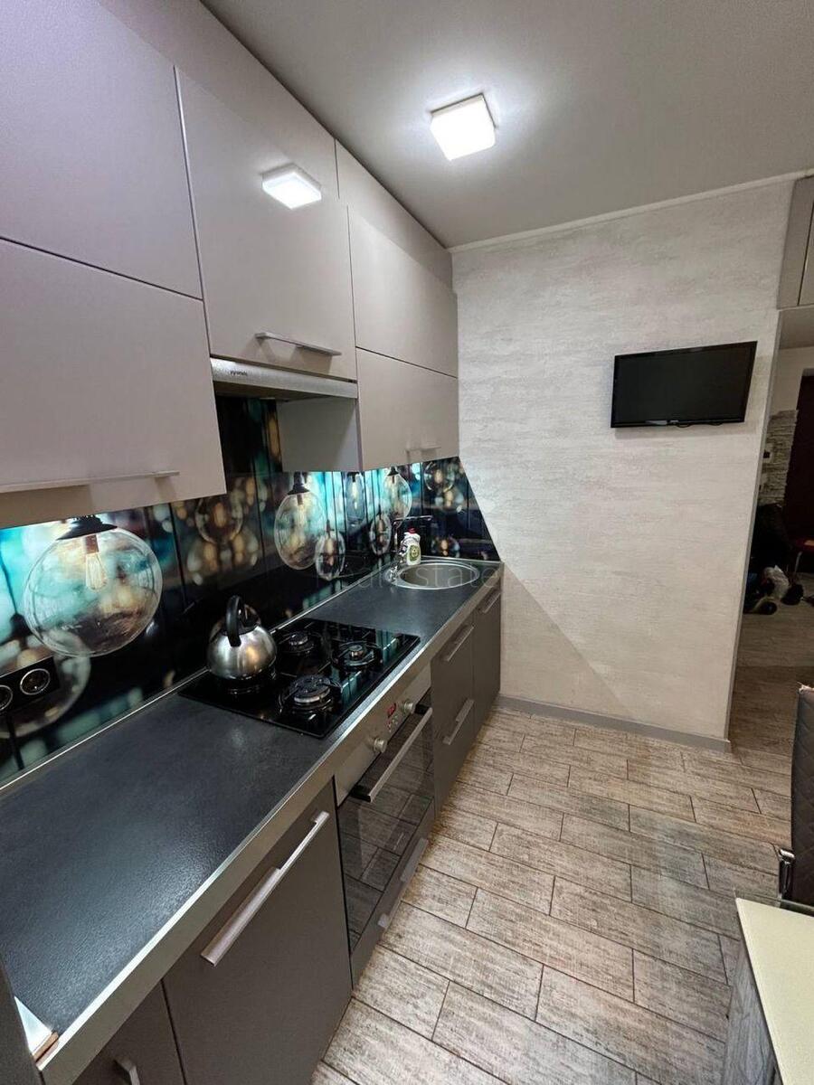 2k apartment vul. Polovec'ka 16А603391