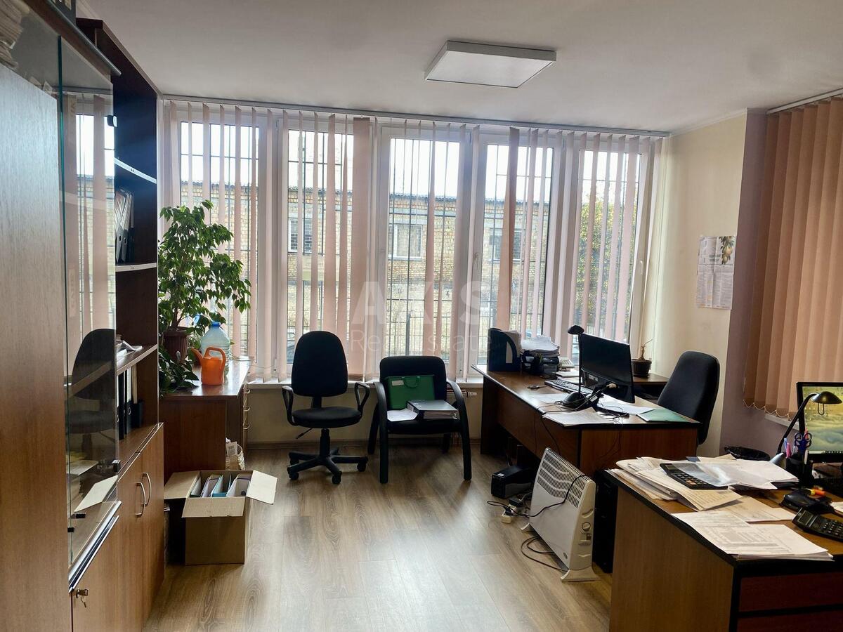 Office pr-t Lobanovs'kogo 150, 195m2596919