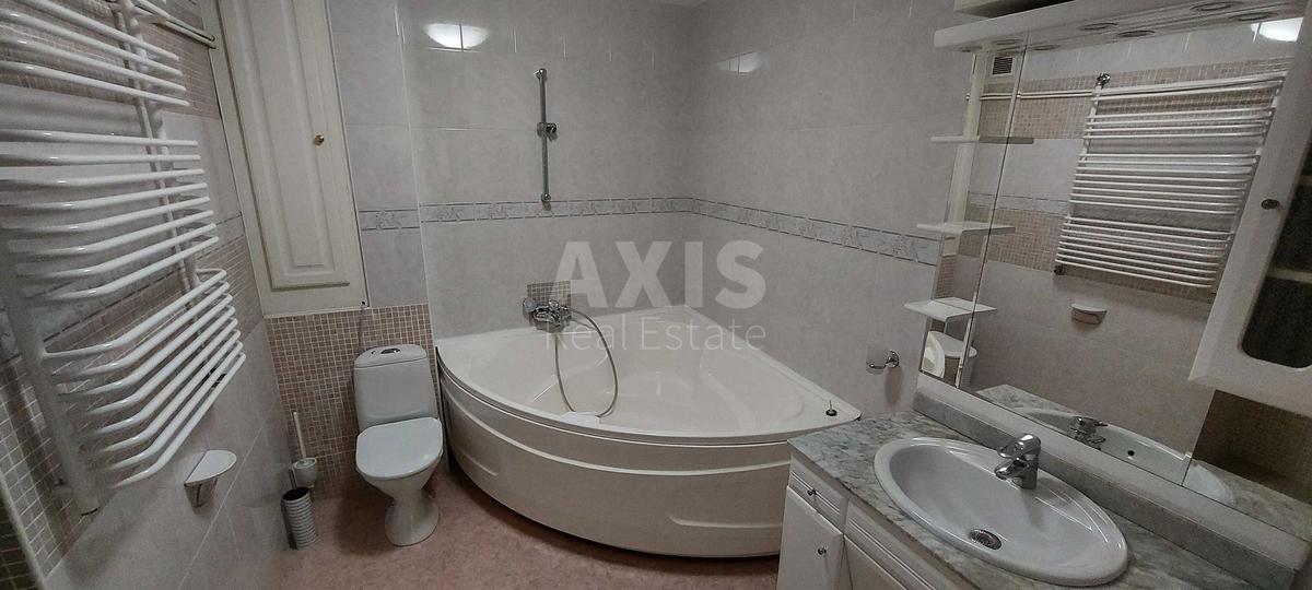 4k apartment vul. Dovzhenka 14/16