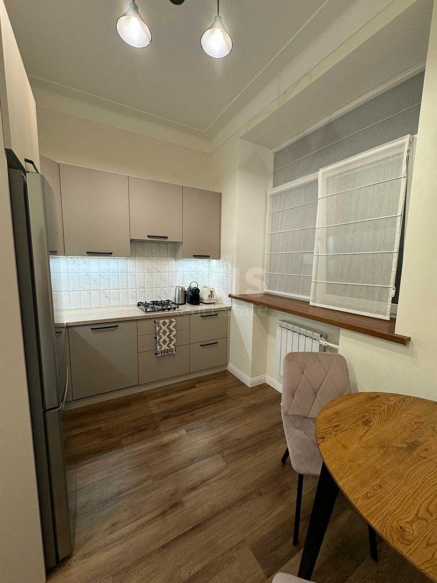 2k apartment vul. Mendeljejeva 19