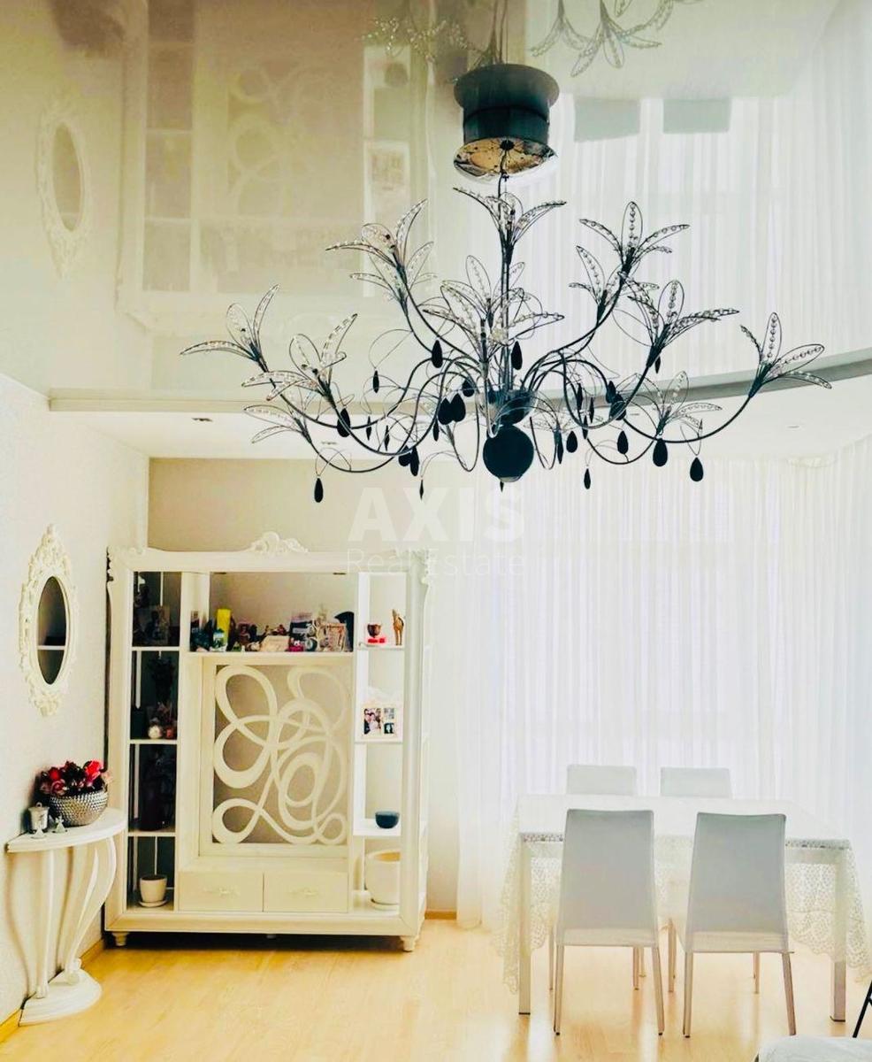 3k apartment pr-t Lobanovs'kogo 4Б1