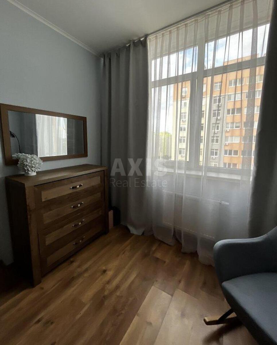 2k apartment pr-t Komarova Kosmonavta 462