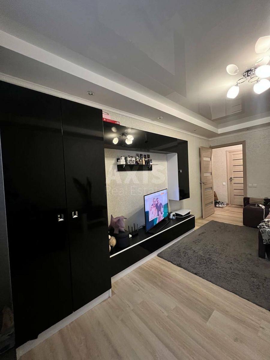 1k apartment vul. Jakubovs'kogo Marshala 36