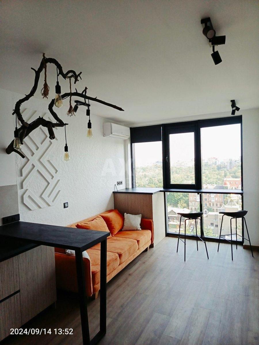 1k apartment vul. Kudrjavs'ka 241