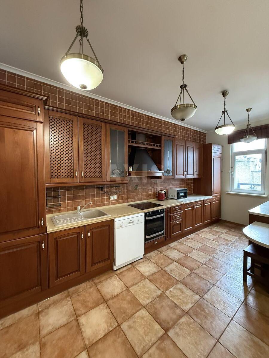 4k apartment vul. Bul'varno-Kudrjavs'ka 3657212