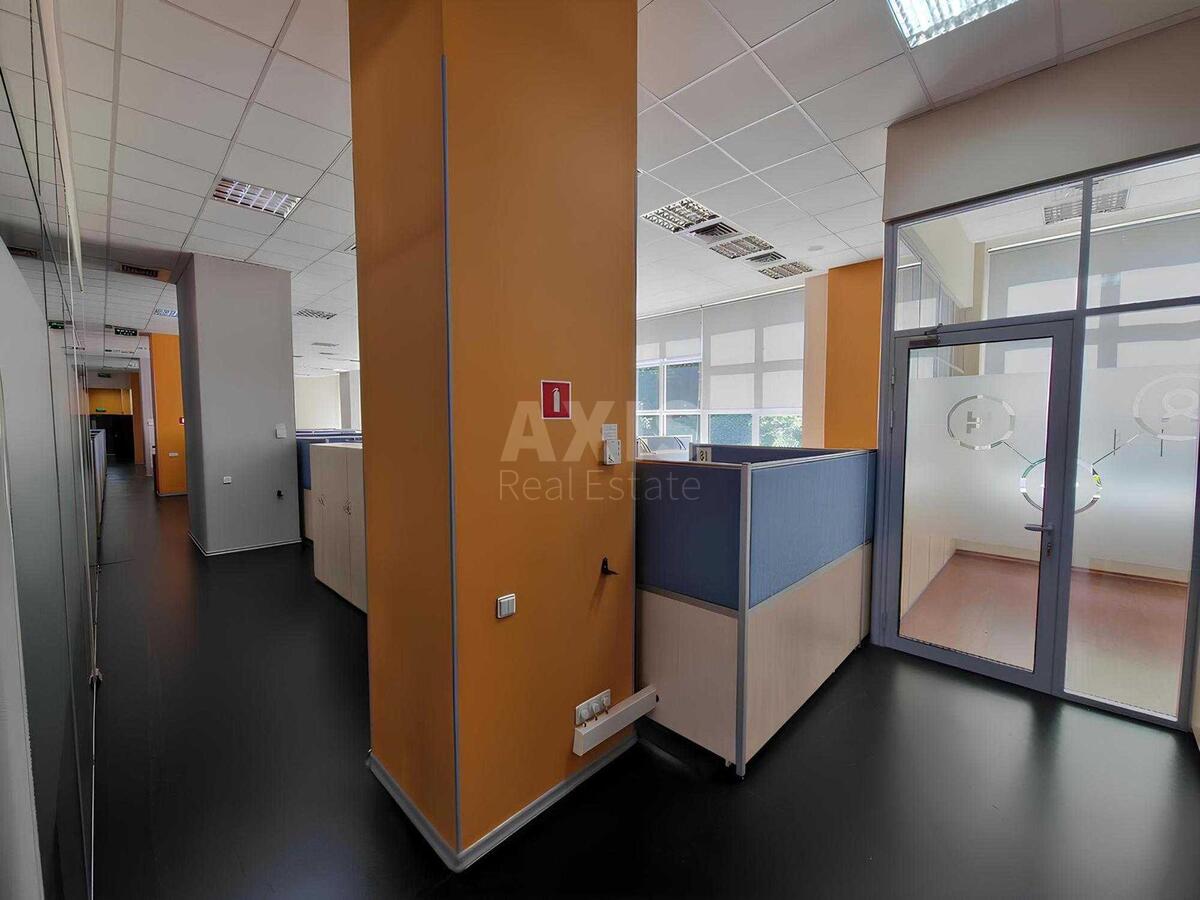 Office vul. Grinchenka Mykoly 2/1, 530m257247
